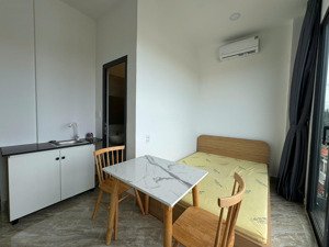 cho thuê phòng studio có ban công view đẹp, đầy đủ tiện ích tại gò cát, q9, hcm, 4,2 triệu, 20m2