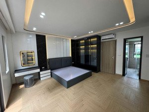 bán nhà khu 918 phân lô quân đội 41m x 6t gara thang máy, kinh doanh hơn 13 tỷ còn tl.lh 