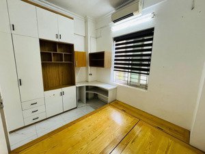 bán căn hộ chung cư c10 võ chí công, xuân la, tây hồ, dt 37m2, tầng trung, gần hồ tây. giá 3.57 tỷ