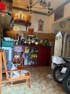 cần bán nhà cấp 4 ngay học viện cảnh sát đường số 9 phường linh tây,thủ đức