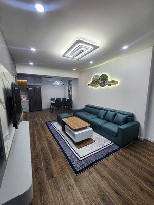 bán hưng vượng 2 ,kiểu c ,dt nét 74m2 2pn 2wc nội thất cao cấp ,giá tốt 4ty750 : lh 