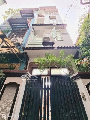 thụy khuê 31m giá 8,3 tỷ ngõ rộng,2 thoáng,dân xây,cách phố 15m,nở hậu đẹp