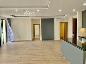 (siêu hiếm) em bán căn trục 10 tầng cao view thoáng 146m2- 3 ngủ - 3 vệ sinh + 1 kho tại pandora ib