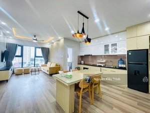 kiều trinh -bán căn hộ 3 phòng ngủ hàng hiếm view biển đông nam toà oc3