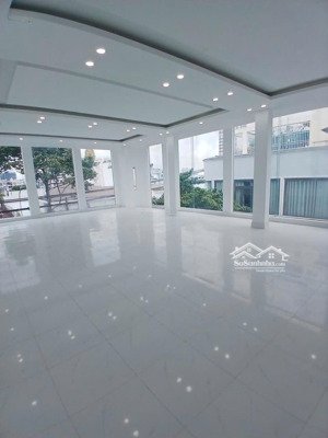 nhà góc 2 mt trần văn kiểu q6 (7x16) trệt 5 lầu thang máy. chỉ 22 tỷ