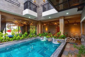giá rẻ - bán căn villa hồ bơi đẹp 300m2 - 5pn - mt đường 10m5 trần duy chiến - gần bãi biển mỹ khê