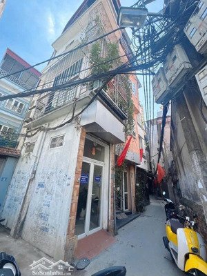 bán nhà riêng đường lạc long quân tây hồ ,nhà lô góc giá siêu hót chỉ 5,x tỷ