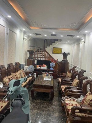 sài đồng 6 tầng 15 triêu lh. zalo) cho thuê nhà nguyên căn