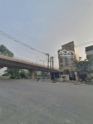 hiếm! mtkd hoàng hoa thám - nhà ga t3 sân bay (7.7x43m nh 8.25m) cn: 304m2 - 83 tỷ