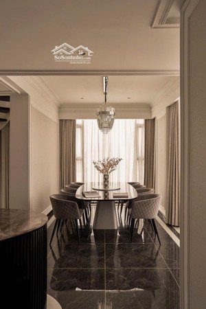 cho thuê căn duplex 4 phòng ngủ, vị trí độc tôn, nội thất sang trọng.