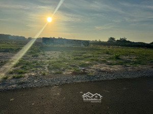 bán đất thổ cư mt đường nhựa - ngay kcn chơn thành, dt 150m2(5x30m)