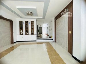 bán nhà hxh lê văn sỹ-dt:5.5x16, 4 tầng-giá 17.5 tỷ tl