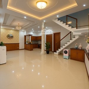 cơ hội sở hữu nhà đẹp giá rẻ nhất khu vực!