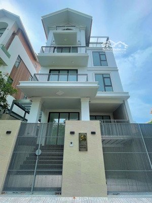 cho thuê biệt thự himlam dt: 10x20m2 nhà tk đẹp kiểu văn phòng có tm giá: 80tr lh: 