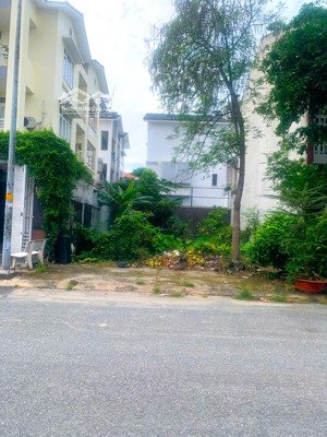 bán đất xây biệt thự đường đậng thùy trâm , hxh 12 m , dt 120 m2 ( 10 x 20 )