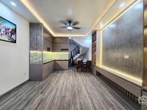 bán nhà bắc từ liên - 35m2 x 5 tầng x 3,95m mặt tiền , nhà mới , xây kiên cố - giá 4,95tỷ g