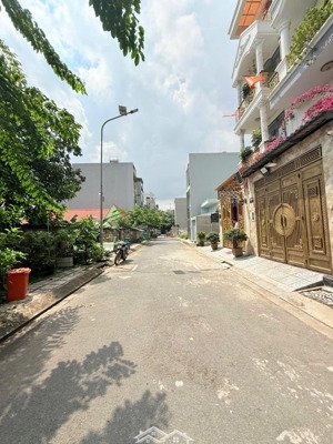 chỉ 8 tỷ sở hữu nhà 4 tầng khu center home trường thọ, thu nhập 20tr/tháng, hàng hiếm khó tìm