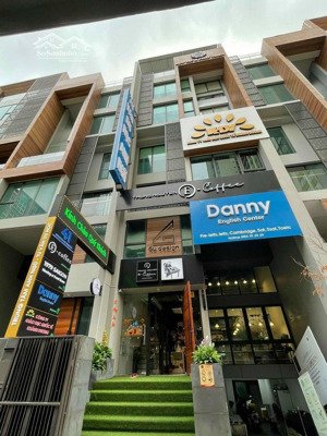 định cư nước ngoài-bán gấp chdv xô viết nghệ tĩnh- dt : 5x35m- kc :1h7t- hđt 135tr- giá chỉ: 32 tỷ