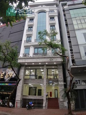 cần cho thuê gấp toà nhà mặt phố số 10a trung hoà. dt 168m x 7,5t. thang máy. giá 98 triệu