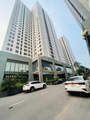 cần bán căn hộ cc x2 đại kim hoàng mai, dt 123m2, 4pn, căn góc, view hồ định công, kí thẳng chủ gốc