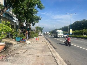 chính chủ gửi hàng kín đường nguyễn văn linh thành phố mới 8x20 kinh doanh đa ngành, giá 34tr/m2