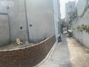 Lô góc Trâu Quỳ morning đỗ cửa diện tích 40m2 giá 4.3 tỷ