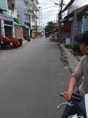 nhà mt kinh doanh sầm uất khu vip tên lửa đường phùng tá chu, 4x18m, 2.5 tấm, 9.3 tỷ tl