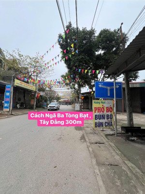 lô góc 2 mặt tiền đường asphan, cách đường nhựa 100m, chợ phòng không, ngã 3 tòng bạt-tây đằng 300m