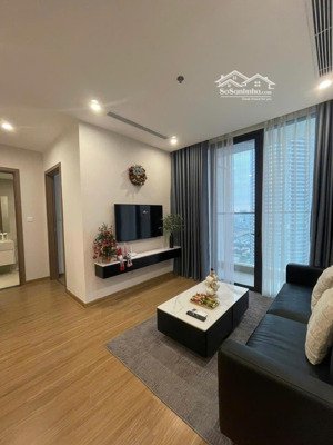 cho thuê căn 2n2vs giá rẻ full vinhomes west point lh: 