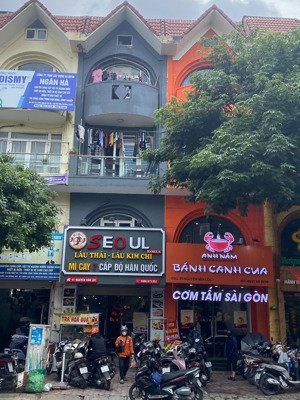 hiếm ! cho thuê mbkd tại mặt phố nguyễn văn lộc, 75m x 4 tầng, mt : 4m, thông sàn, giá thuê : 57tr