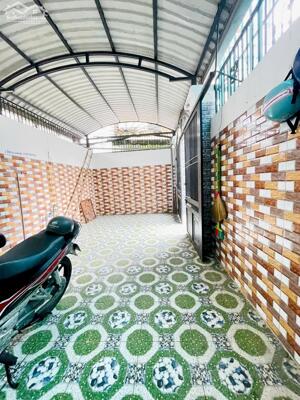 Kèo thơm - Nhà 2 lầu hẻm 458 Huỳnh Tấn Phát, Bình Thuận, Quận 7