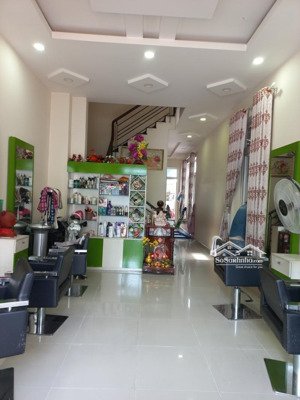 bán nhà 47 tỷ mặt tiền đường số 61 phường thảo điền quận 2.