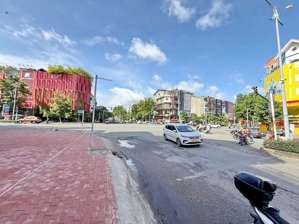 cho thuê nhà nguyên căn mặt tiền đường nguyễn thị thập khu himlam, tân hưng, q.7 giá 55tr/th.