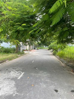 bán lô đất tdc bạch mai-an hải-an dương-hải phòng
diện tích 81m2. mặt tiền 4,5m
đường 1