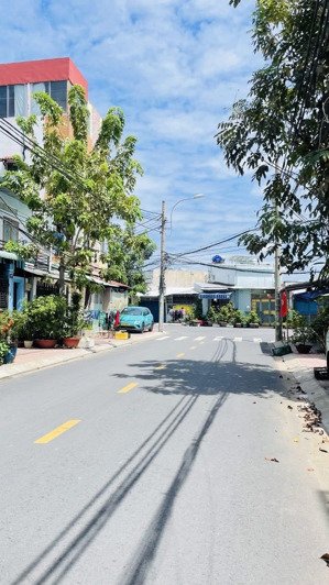 bán nhà quận 8.rẻ nhất khu vực. mặt tiền đường phạm thế hiển . 107 m2 giá nhỉnh 10 tỷ.