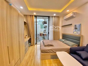 studio ban công view sông,40m2,ngay trường sa ,full nội thất