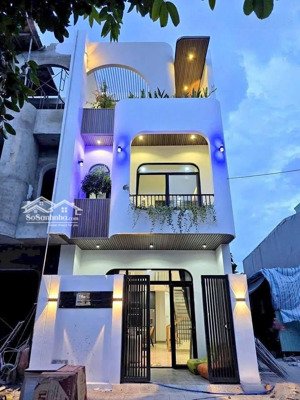 cơ hội sinh lời bền vững - nhà mặt tiền gần kcn giá tốt nhất