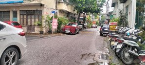 bán nhà nguyễn văn cừ, gia thụy long biên. dân xây . gần trường. ô tô .