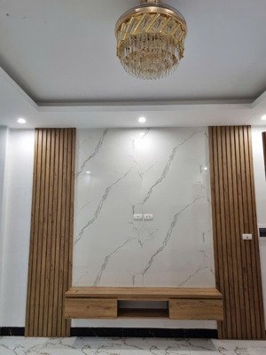 nhà vân canh, hoài đức lô góc 37m2 x 5 tầng, ngõ thông ô tô qua lại giá chỉ hơn 5 tỷ.