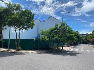 lô góc đối diện công viên kđt hà quang ii, giá rất tốt chỉ 57tr/m2. lh em 