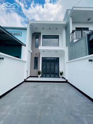 Chủ ngộp cần ra gấp nhà gác lửng gần trạm thu phí Bửu Long ,giá tốt