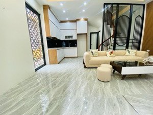 chỉ 10x tỉ#mỗ_lao #hà_đông- phân lô -ô tô 7 chỗ đỗ cửa.