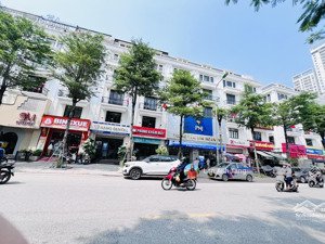 bán đất vàng hơn 500m hai mặt ngõ xuân la - tây hồ, mặt tiền 11m, vỉa hè 3 ô tô tránh.