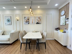 căn hộ kingston residence, phú nhuận, giá 15.5tr/th hđ dài hạn. lh 