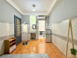 cho thuê phòng studio ngay vạn hạnh mall có ban công chỉ 4tr