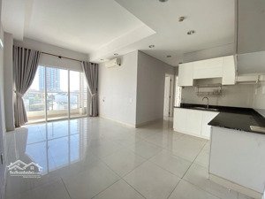 chính chủ cho thuê chung cư quận 11 ngay đầm sen 2 phòng nhà mới ở ngay có ban công lh 