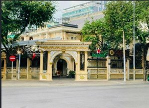 cho thuê nhà góc 2 mặt tiền số: 86 võ văn tần, phường võ thị sáu, quận 3, dt: 25x25m, trêt, 1 lầu.