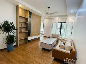 bán gấp căn hộ 3pn mỹ đình plaza 2 dt 104-108m2 nhà đẹp, tầng trung giá 6.9 tỷ