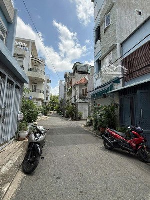 bán nhà đường số 79 tân phong, quận 7 (sổ hồng 4x15m) 3 tầng, gần lotte .