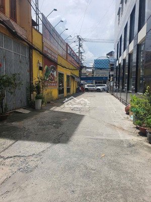 bán nhà hẻm 6m tân quý, q. tân phú, 4x14m, 1 trệt, 1 lửng, 2 lầu, st, giá 8,5 tỷ tl